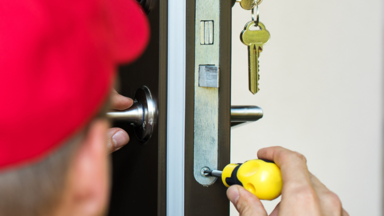 Locksmith Trumbull